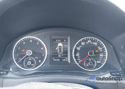 2016 Volkswagen Tiguan S из США, поврежденный, VIN WVGAV7AX8GW595502